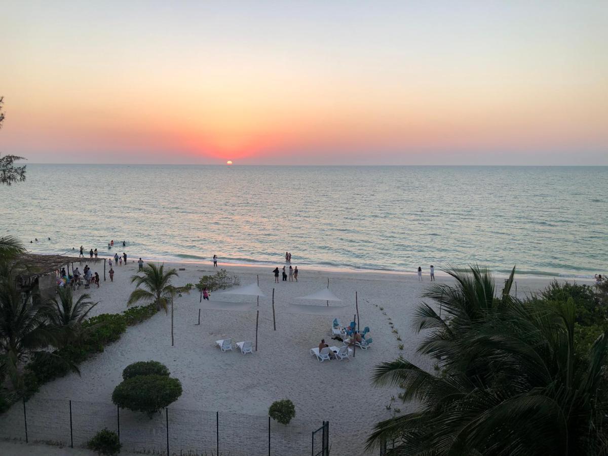Playa 55 Beach Escape - Adults Only Guesthouse Celestun Exterior foto